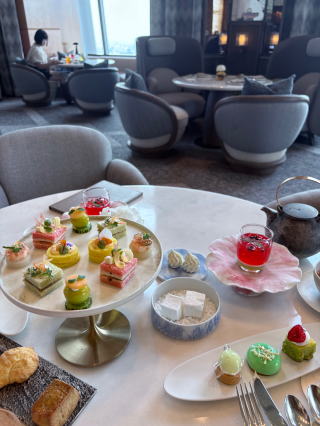 ザ・リッツ・カールトン東京「ザ・ロビーラウンジ」アフタヌーンティー